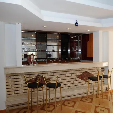 Paradisos Archangelos Villa *