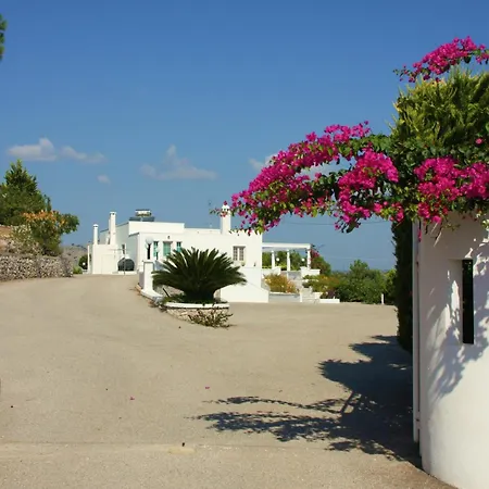 Paradisos Archangelos * Archangelos (Rhodes)