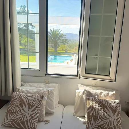 Villa Paradisos Archangelos *